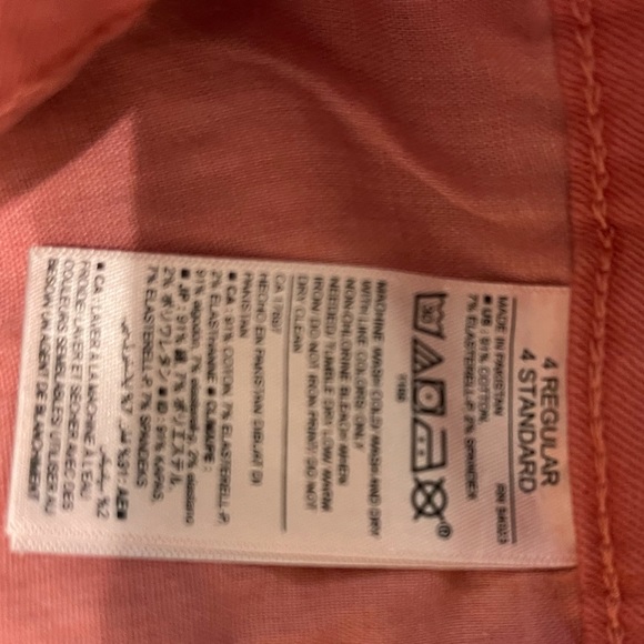 Old Navy Rockstar Skinny Jeans Pink - Picture 2 of 4